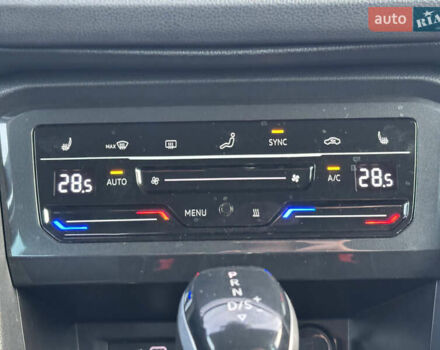 Серый Фольксваген Тигуан, объемом двигателя 1.97 л и пробегом 180 тыс. км за 31000 $, фото 22 на Automoto.ua