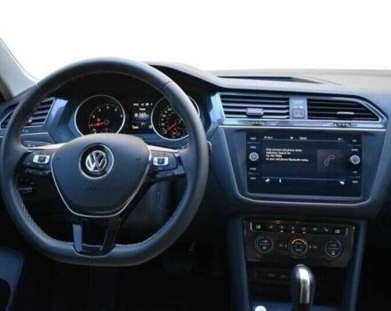 Серый Фольксваген Тигуан, объемом двигателя 2 л и пробегом 45 тыс. км за 9000 $, фото 10 на Automoto.ua