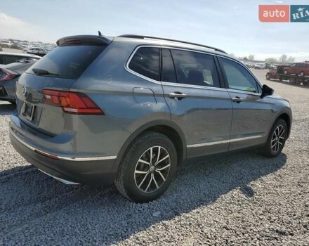 Серый Фольксваген Тигуан, объемом двигателя 1.98 л и пробегом 85 тыс. км за 4000 $, фото 2 на Automoto.ua