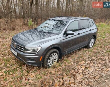 Серый Фольксваген Тигуан, объемом двигателя 1.98 л и пробегом 76 тыс. км за 19200 $, фото 1 на Automoto.ua