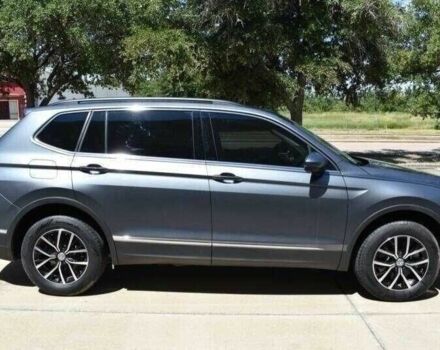 Серый Фольксваген Тигуан, объемом двигателя 2 л и пробегом 45 тыс. км за 9000 $, фото 4 на Automoto.ua