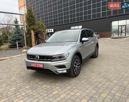 Серый Фольксваген Тигуан, объемом двигателя 2 л и пробегом 119 тыс. км за 19500 $, фото 18 на Automoto.ua