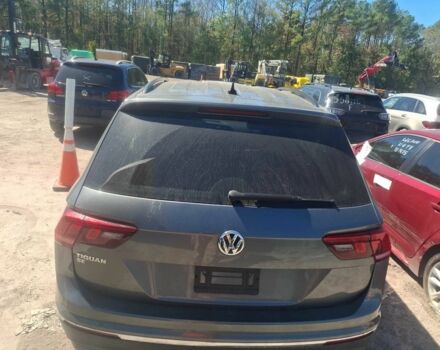 Серый Фольксваген Тигуан, объемом двигателя 2 л и пробегом 56 тыс. км за 12500 $, фото 7 на Automoto.ua