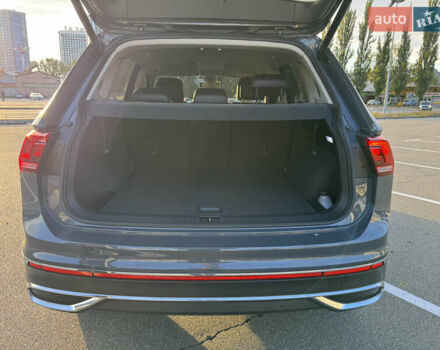 Серый Фольксваген Тигуан, объемом двигателя 1.97 л и пробегом 30 тыс. км за 35000 $, фото 23 на Automoto.ua