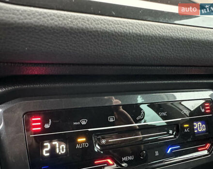 Сірий Фольксваген Тігуан, об'ємом двигуна 1.97 л та пробігом 160 тис. км за 28650 $, фото 52 на Automoto.ua