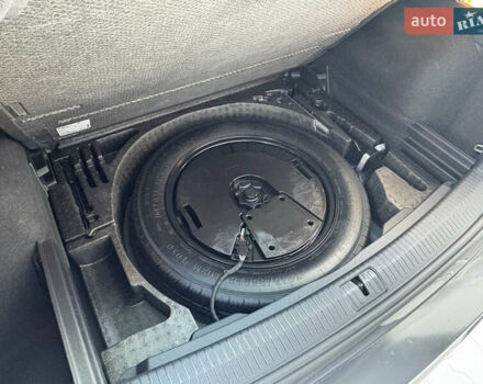 Серый Фольксваген Тигуан, объемом двигателя 2 л и пробегом 176 тыс. км за 27950 $, фото 80 на Automoto.ua