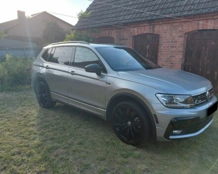 Сірий Фольксваген Тігуан, об'ємом двигуна 0 л та пробігом 58 тис. км за 13700 $, фото 1 на Automoto.ua