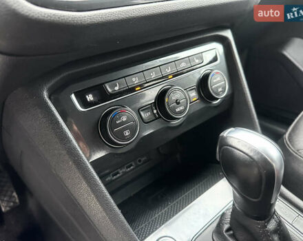 Серый Фольксваген Тигуан, объемом двигателя 2 л и пробегом 124 тыс. км за 16999 $, фото 15 на Automoto.ua