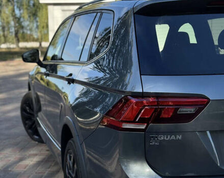 Серый Фольксваген Тигуан, объемом двигателя 1.98 л и пробегом 82 тыс. км за 21499 $, фото 14 на Automoto.ua