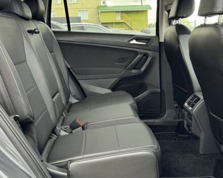 Сірий Фольксваген Тігуан, об'ємом двигуна 2 л та пробігом 97 тис. км за 19900 $, фото 17 на Automoto.ua