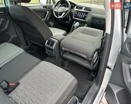 Сірий Фольксваген Тігуан, об'ємом двигуна 1.97 л та пробігом 160 тис. км за 28650 $, фото 103 на Automoto.ua