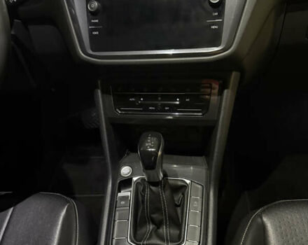 Серый Фольксваген Тигуан, объемом двигателя 1.98 л и пробегом 104 тыс. км за 25200 $, фото 19 на Automoto.ua