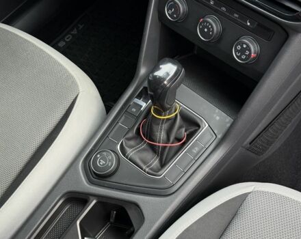 Сірий Фольксваген Тігуан, об'ємом двигуна 1.5 л та пробігом 39 тис. км за 20500 $, фото 13 на Automoto.ua