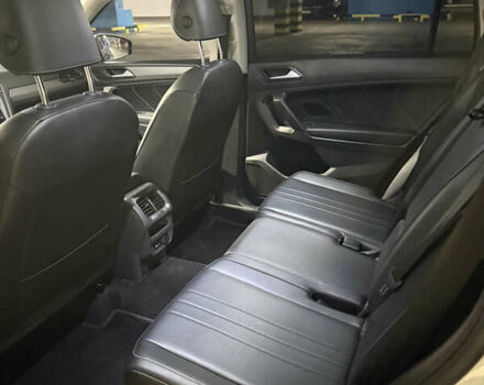 Серый Фольксваген Тигуан, объемом двигателя 1.98 л и пробегом 104 тыс. км за 25200 $, фото 14 на Automoto.ua