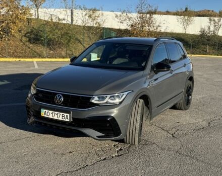 Серый Фольксваген Тигуан, объемом двигателя 2 л и пробегом 52 тыс. км за 36999 $, фото 1 на Automoto.ua