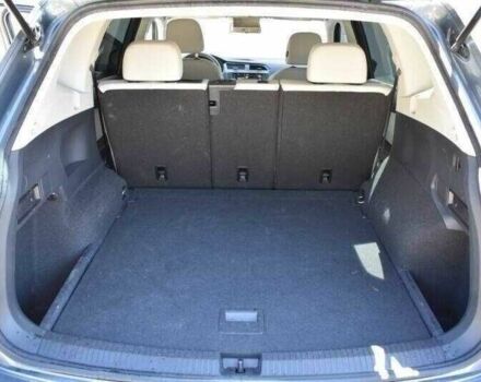 Серый Фольксваген Тигуан, объемом двигателя 2 л и пробегом 45 тыс. км за 9000 $, фото 7 на Automoto.ua