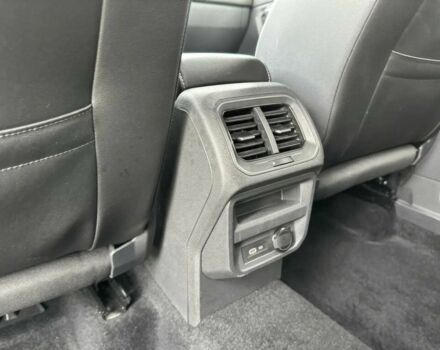 Сірий Фольксваген Тігуан, об'ємом двигуна 2 л та пробігом 11 тис. км за 7500 $, фото 12 на Automoto.ua