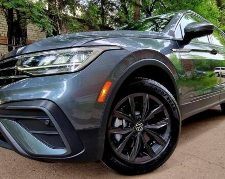 Серый Фольксваген Тигуан, объемом двигателя 2 л и пробегом 43 тыс. км за 13800 $, фото 3 на Automoto.ua