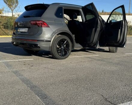 Серый Фольксваген Тигуан, объемом двигателя 2 л и пробегом 52 тыс. км за 36999 $, фото 18 на Automoto.ua