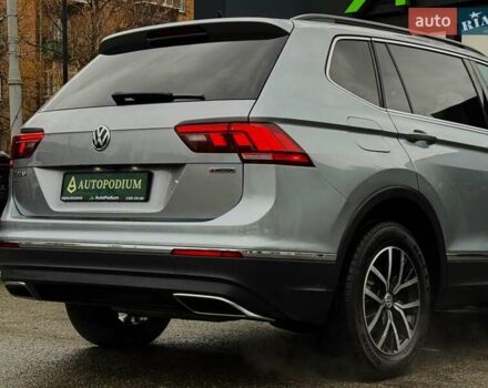 Серый Фольксваген Тигуан, объемом двигателя 1.98 л и пробегом 100 тыс. км за 23900 $, фото 18 на Automoto.ua