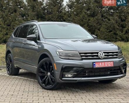 Серый Фольксваген Тигуан, объемом двигателя 2 л и пробегом 67 тыс. км за 25999 $, фото 2 на Automoto.ua