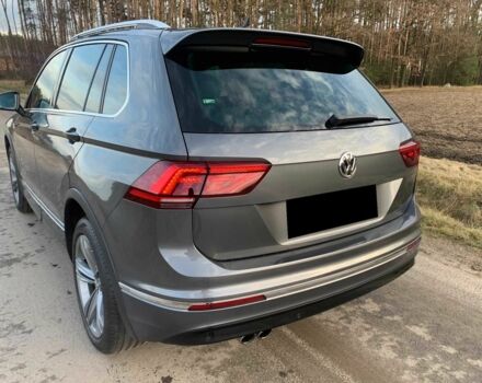 Серый Фольксваген Тигуан, объемом двигателя 2 л и пробегом 74 тыс. км за 11100 $, фото 8 на Automoto.ua