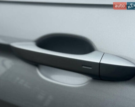 Сірий Фольксваген Тігуан, об'ємом двигуна 2 л та пробігом 204 тис. км за 34499 $, фото 7 на Automoto.ua