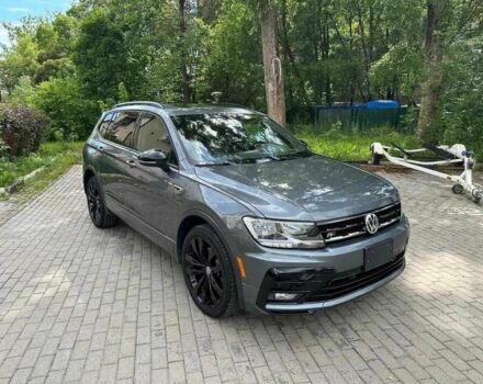 Серый Фольксваген Тигуан, объемом двигателя 2 л и пробегом 83 тыс. км за 15000 $, фото 5 на Automoto.ua