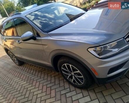 Серый Фольксваген Тигуан, объемом двигателя 1.98 л и пробегом 60 тыс. км за 19000 $, фото 9 на Automoto.ua