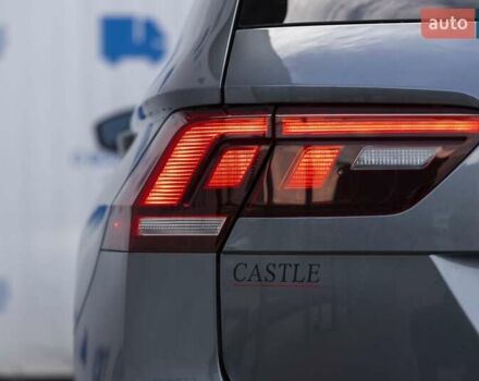 Сірий Фольксваген Тігуан, об'ємом двигуна 2 л та пробігом 2 тис. км за 24200 $, фото 10 на Automoto.ua