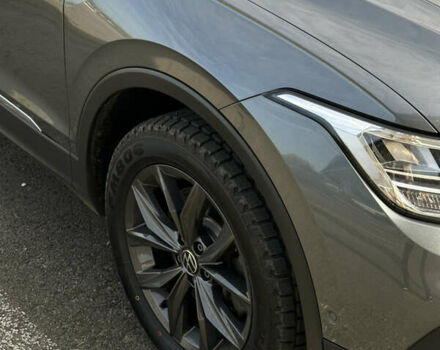 Серый Фольксваген Тигуан, объемом двигателя 1.97 л и пробегом 199 тыс. км за 32500 $, фото 8 на Automoto.ua