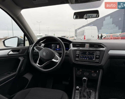 Сірий Фольксваген Тігуан, об'ємом двигуна 1.98 л та пробігом 67 тис. км за 24900 $, фото 13 на Automoto.ua