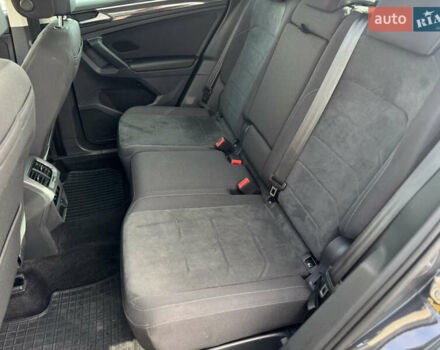 Серый Фольксваген Тигуан, объемом двигателя 1.97 л и пробегом 199 тыс. км за 31999 $, фото 39 на Automoto.ua