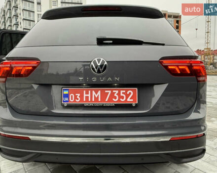 Серый Фольксваген Тигуан, объемом двигателя 1.97 л и пробегом 158 тыс. км за 28999 $, фото 29 на Automoto.ua