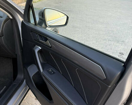 Серый Фольксваген Тигуан, объемом двигателя 1.98 л и пробегом 60 тыс. км за 28300 $, фото 9 на Automoto.ua