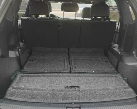 Сірий Фольксваген Тігуан, об'ємом двигуна 2 л та пробігом 30 тис. км за 25000 $, фото 13 на Automoto.ua