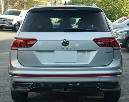 Серый Фольксваген Тигуан, объемом двигателя 2 л и пробегом 13 тыс. км за 8900 $, фото 4 на Automoto.ua