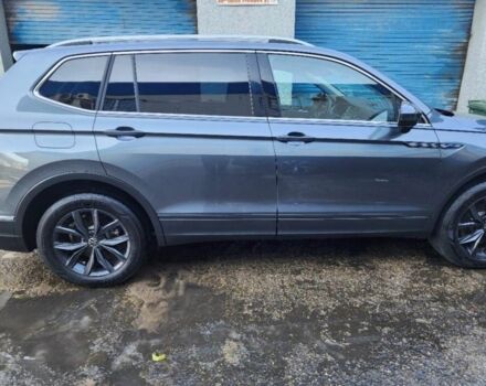 Серый Фольксваген Тигуан, объемом двигателя 0 л и пробегом 46 тыс. км за 13400 $, фото 5 на Automoto.ua