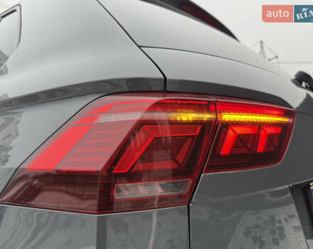 Серый Фольксваген Тигуан, объемом двигателя 1.97 л и пробегом 158 тыс. км за 28999 $, фото 22 на Automoto.ua