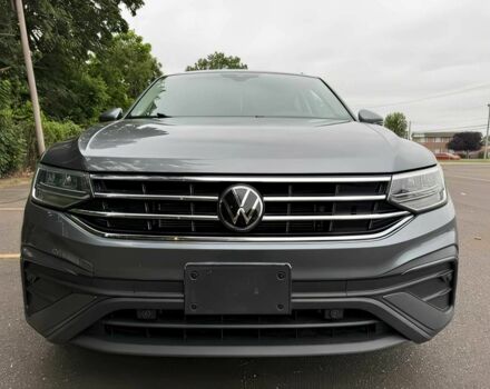 Сірий Фольксваген Тігуан, об'ємом двигуна 2 л та пробігом 27 тис. км за 11900 $, фото 1 на Automoto.ua