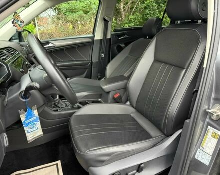 Сірий Фольксваген Тігуан, об'ємом двигуна 2 л та пробігом 19 тис. км за 9100 $, фото 10 на Automoto.ua