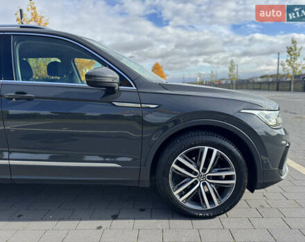 Серый Фольксваген Тигуан, объемом двигателя 1.97 л и пробегом 199 тыс. км за 31999 $, фото 12 на Automoto.ua