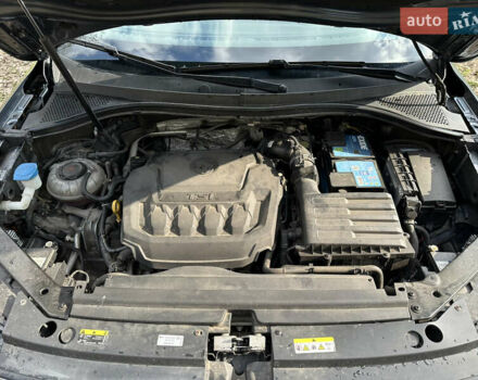 Серый Фольксваген Тигуан, объемом двигателя 1.98 л и пробегом 38 тыс. км за 25000 $, фото 8 на Automoto.ua