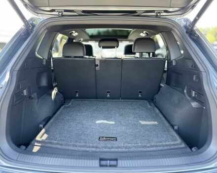 Серый Фольксваген Тигуан, объемом двигателя 2 л и пробегом 16 тыс. км за 16500 $, фото 12 на Automoto.ua