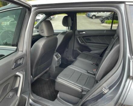 Серый Фольксваген Тигуан, объемом двигателя 2 л и пробегом 27 тыс. км за 17000 $, фото 10 на Automoto.ua