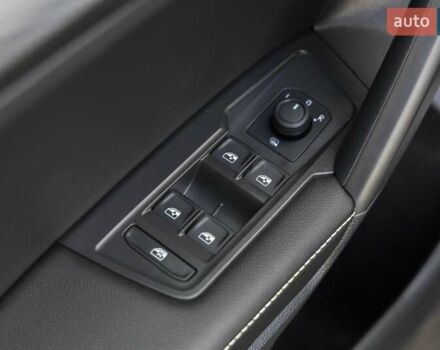 Сірий Фольксваген Тігуан, об'ємом двигуна 2 л та пробігом 2 тис. км за 24200 $, фото 18 на Automoto.ua