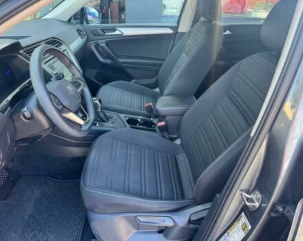 Сірий Фольксваген Тігуан, об'ємом двигуна 2 л та пробігом 19 тис. км за 16500 $, фото 6 на Automoto.ua