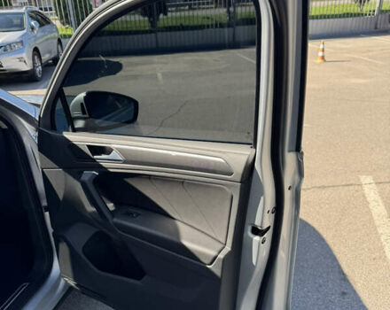 Сірий Фольксваген Тігуан, об'ємом двигуна 1.97 л та пробігом 15 тис. км за 39500 $, фото 37 на Automoto.ua