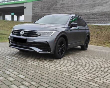 Сірий Фольксваген Тігуан, об'ємом двигуна 2 л та пробігом 30 тис. км за 25000 $, фото 3 на Automoto.ua