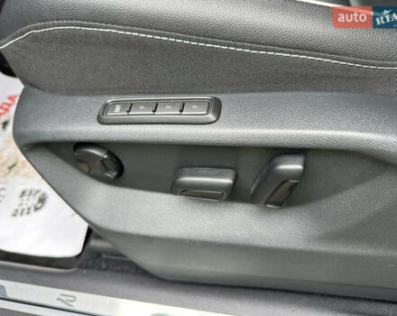 Сірий Фольксваген Тігуан, об'ємом двигуна 2 л та пробігом 21 тис. км за 29999 $, фото 40 на Automoto.ua